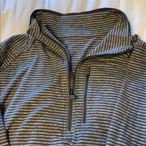 Men’s Lululemon pullover